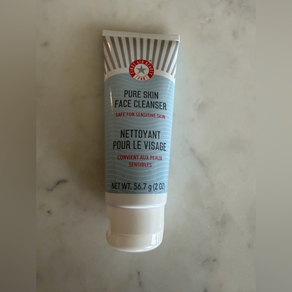 Brand New  First Aid Beauty Pure Skin Face Cleanser